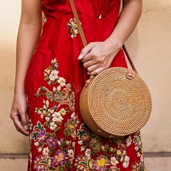 Handwoven Round Rattan Bag  - Picture 4 of 6